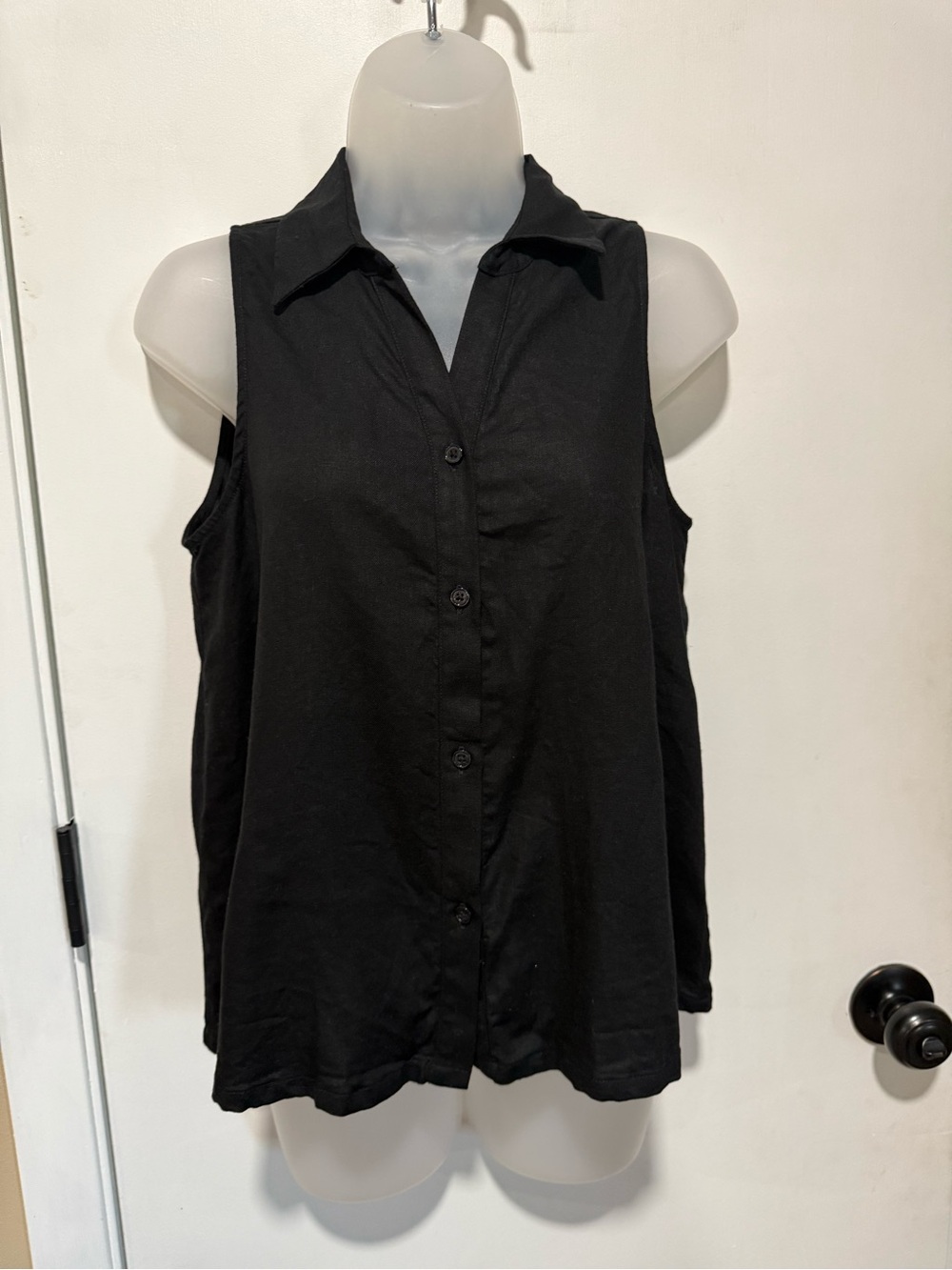 Black Sleeveless Collared Button-Down Top-#1481